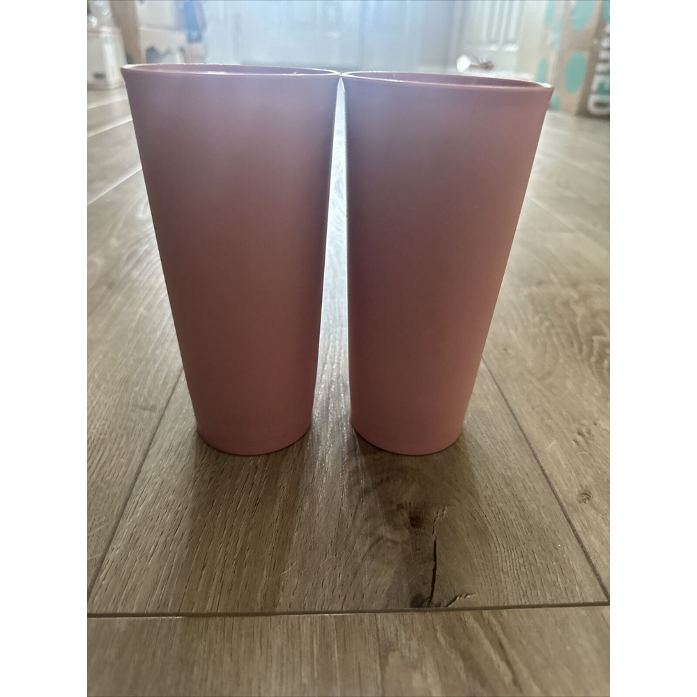 Set of 2 vintage 16 oz Tupperware tumblers Mauve #1348-7